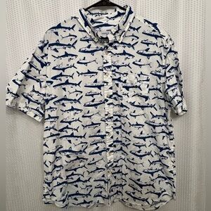 Sonoma men’s sz XL shark print button down.